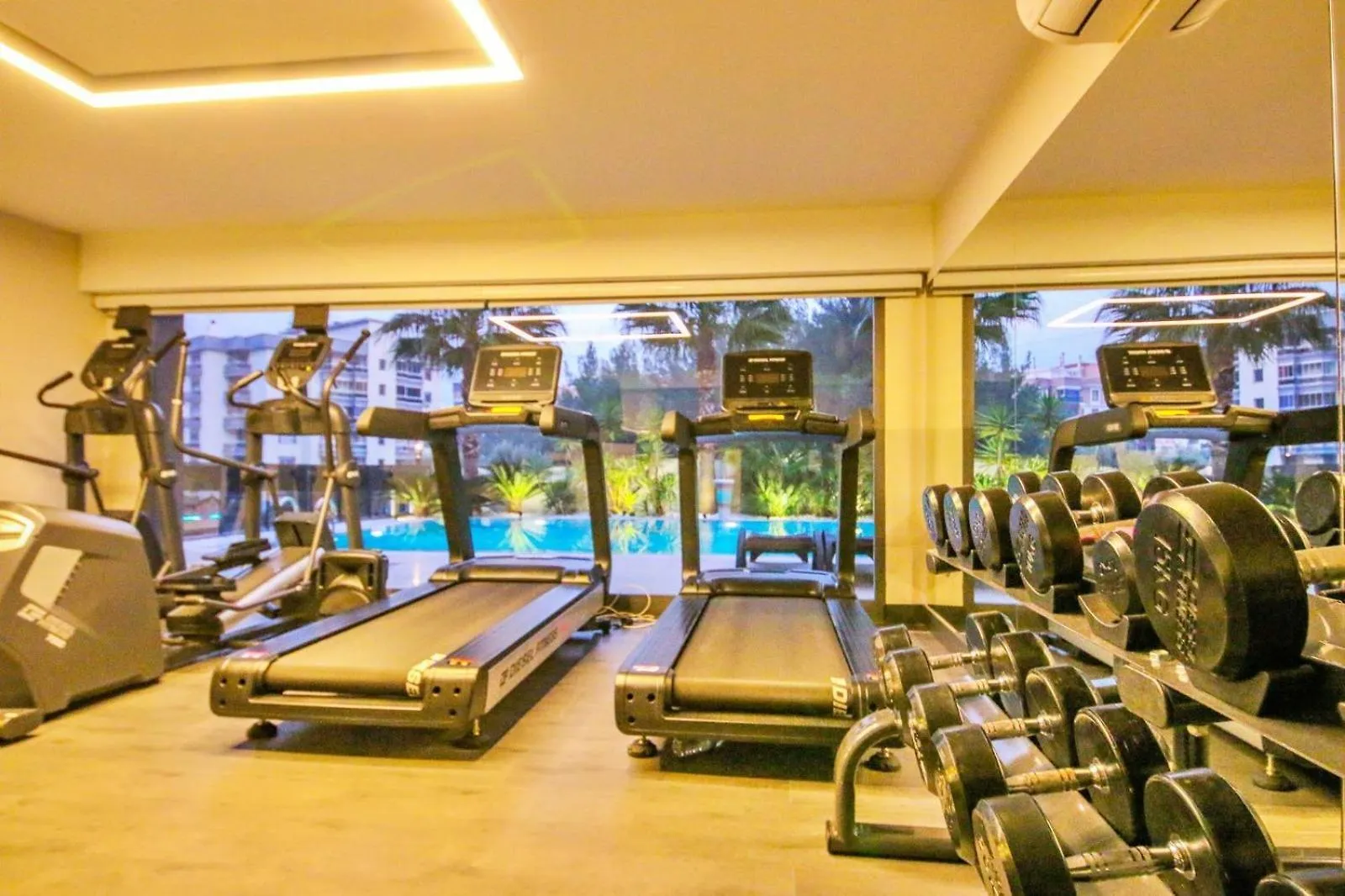 Utopia Suite Bornova Apartment